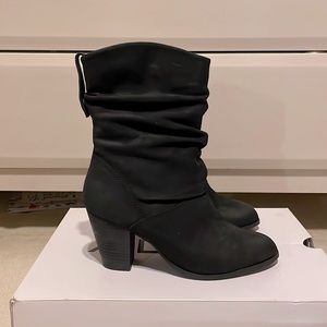 Aldo’s Huska Boots